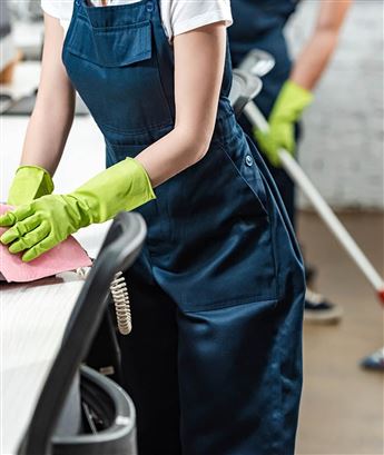 Villa-and-empty-house-cleaning